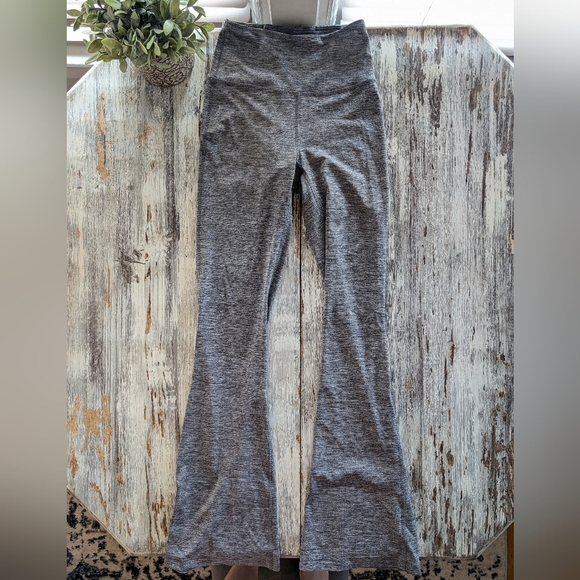 Lululemon Groove Pant Flare Nulu Gray Women's 4 - Picture 3 of 9